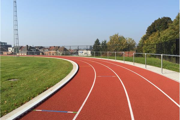 Aménagement piste d'athlétisme en PU - Sportinfrabouw NV